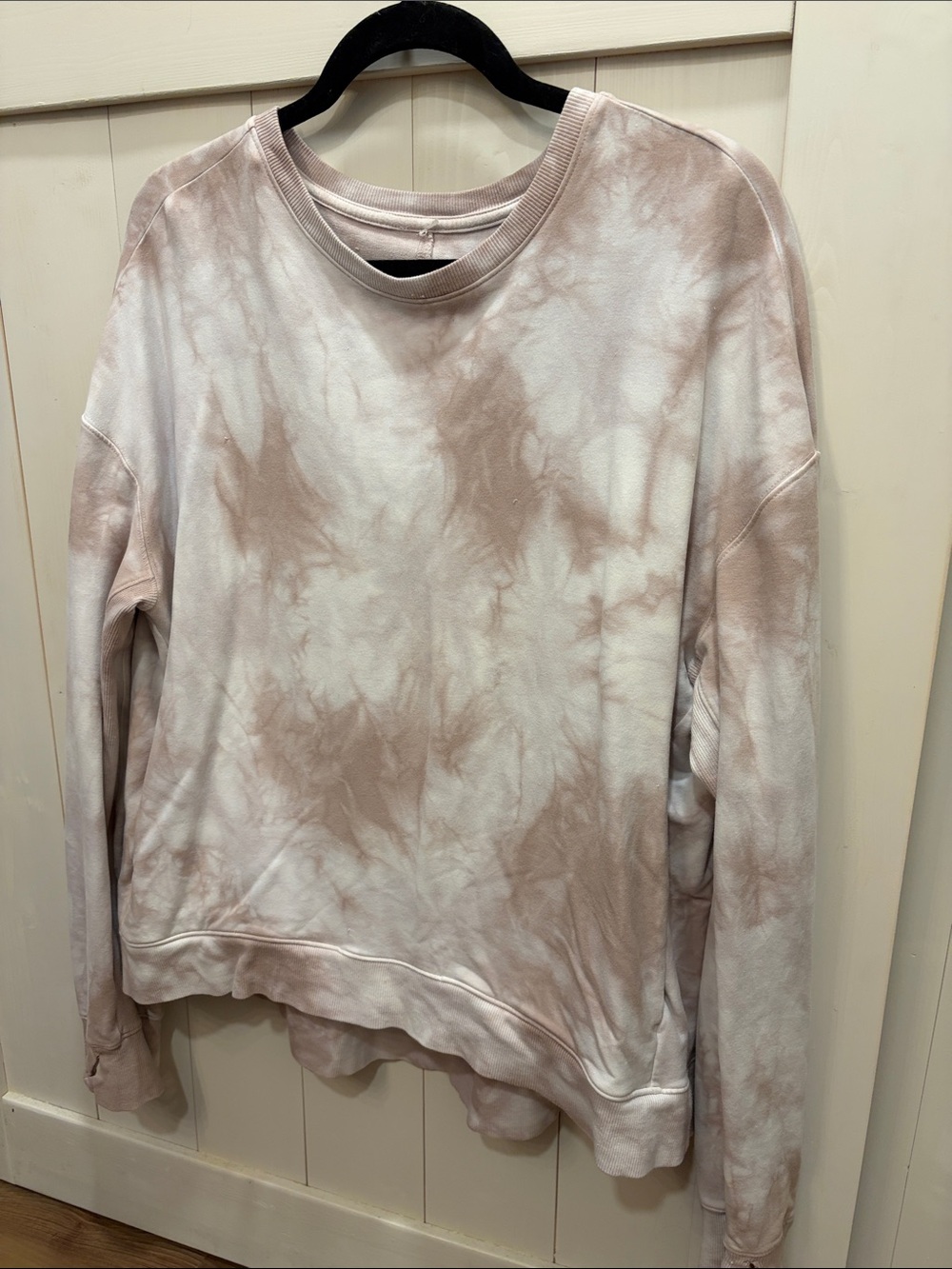 All in motion Women's Blush Tie-Dye Crewneck Sweatshirt